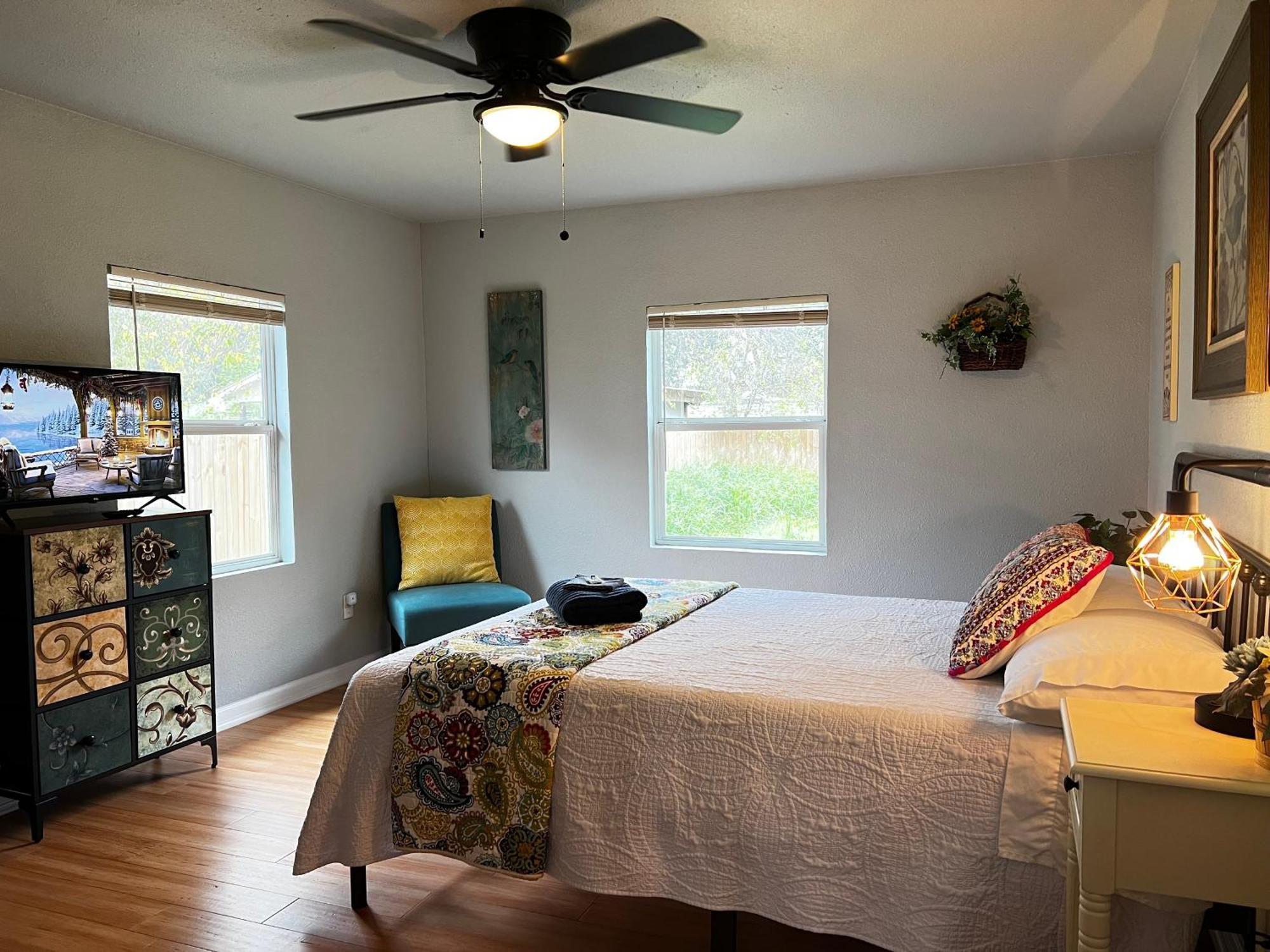 Boho Bliss- Cozy Private Room 2 Miles From Alamodome! San Antonio Eksteriør bilde